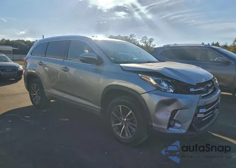 2018 Toyota Highlander Se from USA, damaged, VIN 5TDKZRFH2JS549438